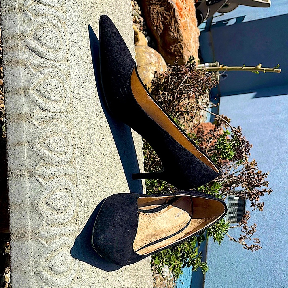Black Heals Size 10, Old Navy